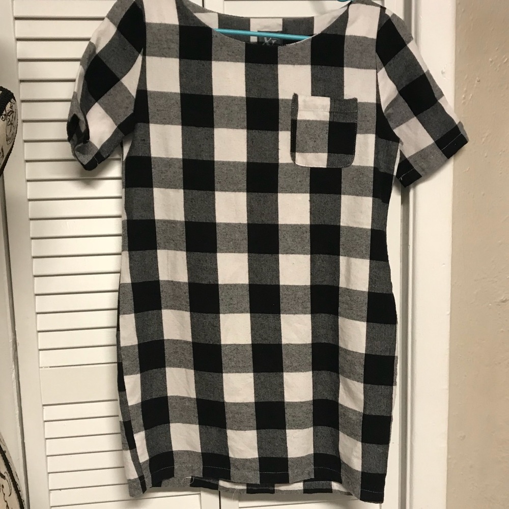 Checkers Dress - Picture 2 of 4